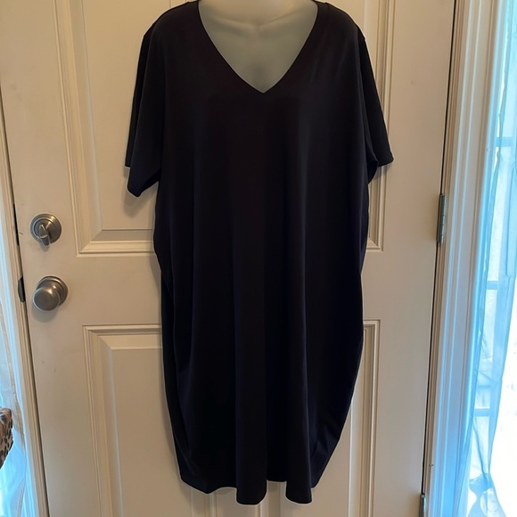 Universal Standard Knit T-Shirt Dress in Black - Picture 1 of 3